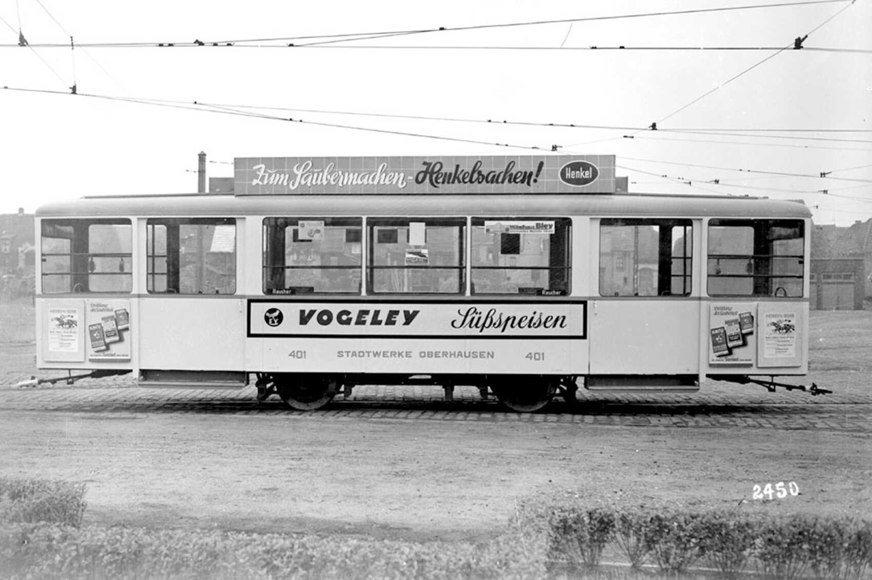 Alte Straßenbahn der STOAG
