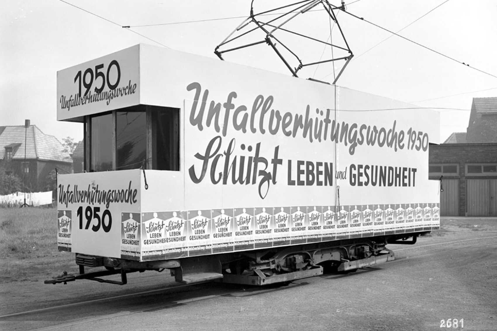 Straßenbahn mit Unfallverhütung